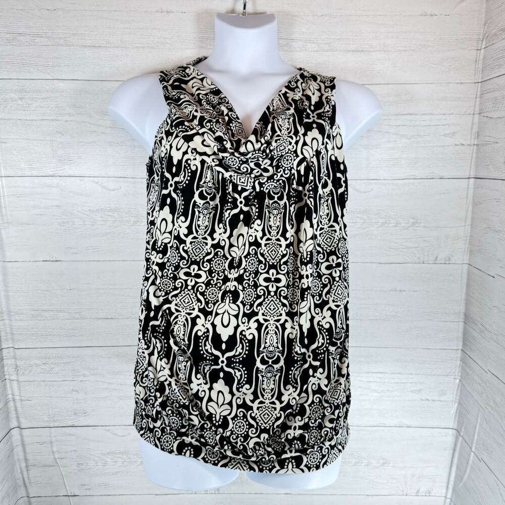 Cocomo woman 2x plus black white floral sleeveless blouse luxury old money matur